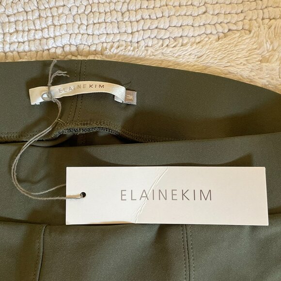 Tech Stretch Cropped Cuffed Legging - Picture 2 of 5